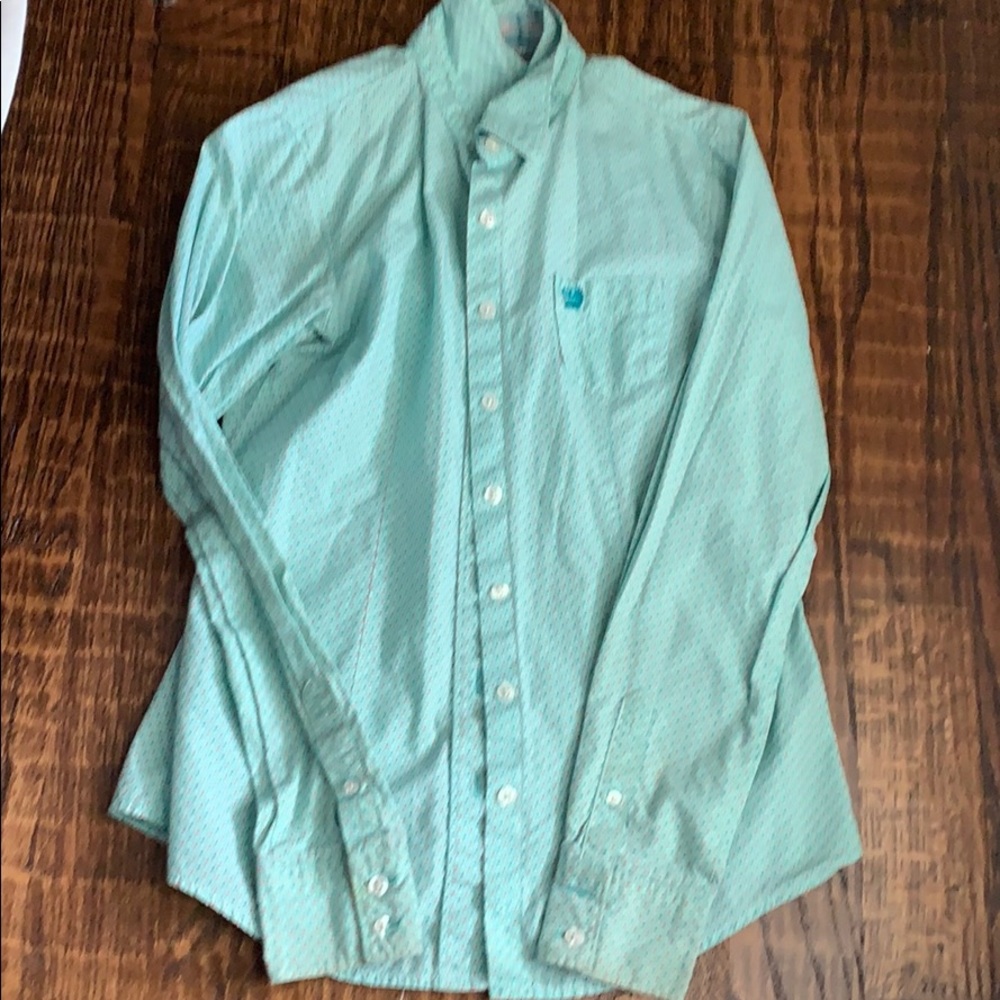 Button down/ show shirt